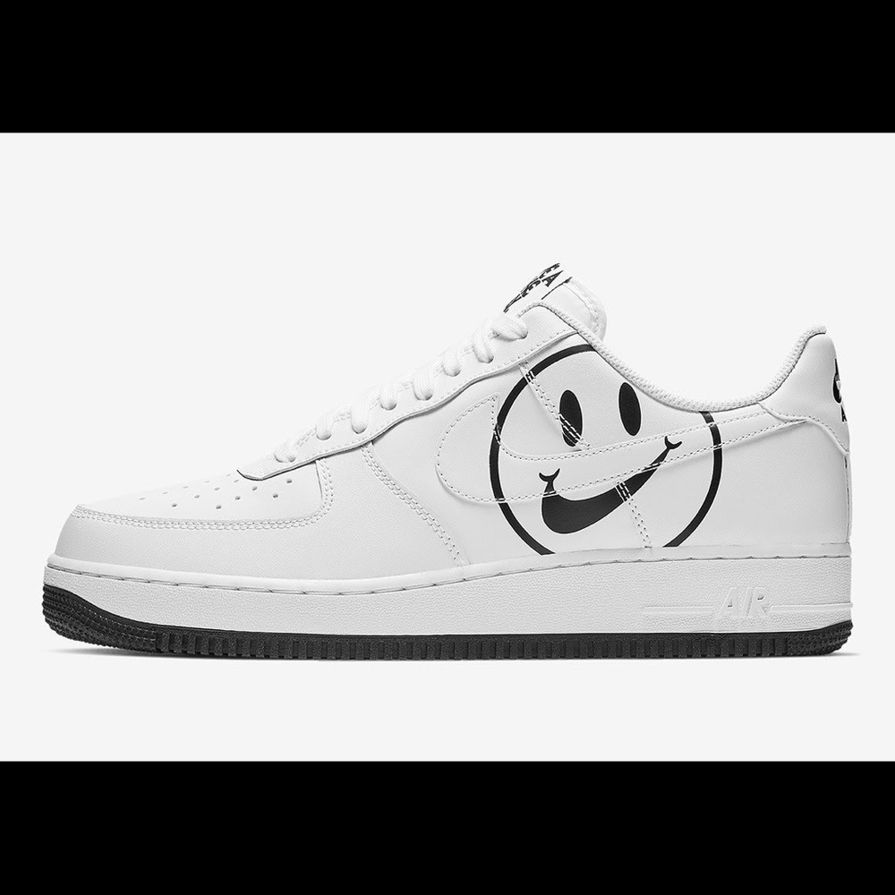 Smiley face AF1’s